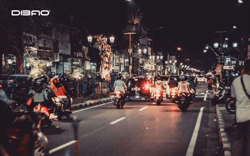 chạy qu&aacute; tốc độ phạt bao nhi&ecirc;u