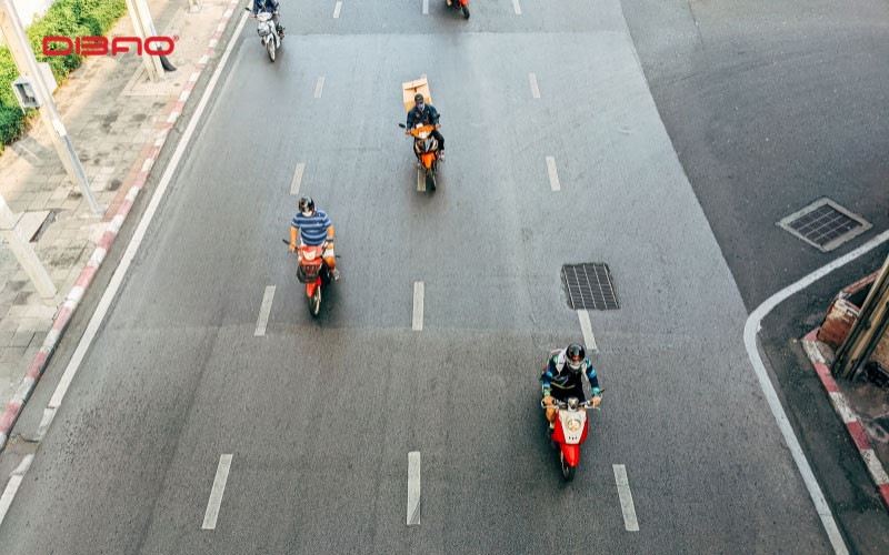 xe m&aacute;y chở 3 phạt bao nhi&ecirc;u tiền
