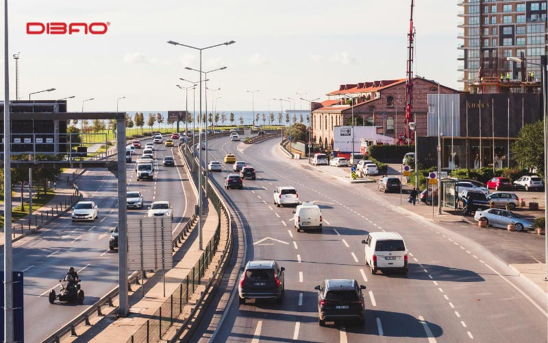 lỗi lấn l&agrave;n phạt bao nhi&ecirc;u