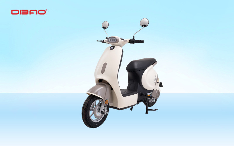 Xe điện m&agrave;u be c&oacute; b&agrave;n đạp Dibao S-one