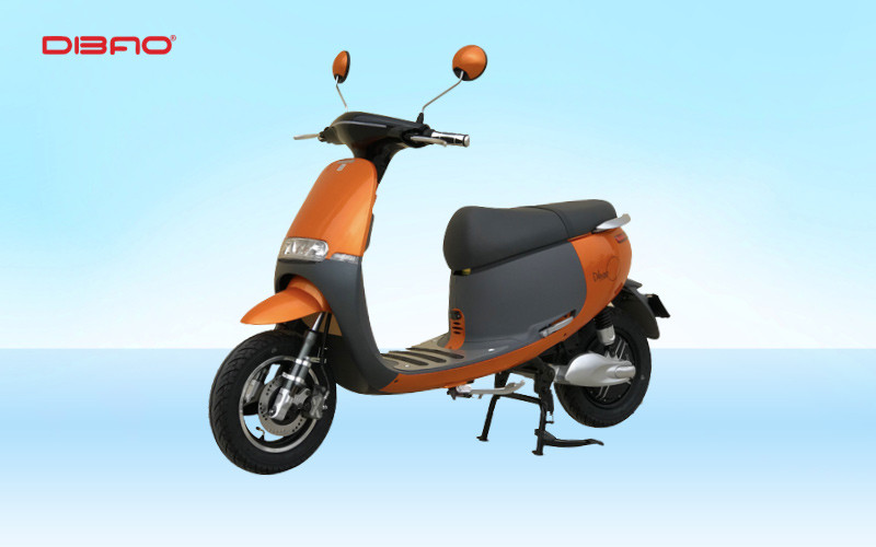Xe điện m&agrave;u cam Dibao Gogo S4